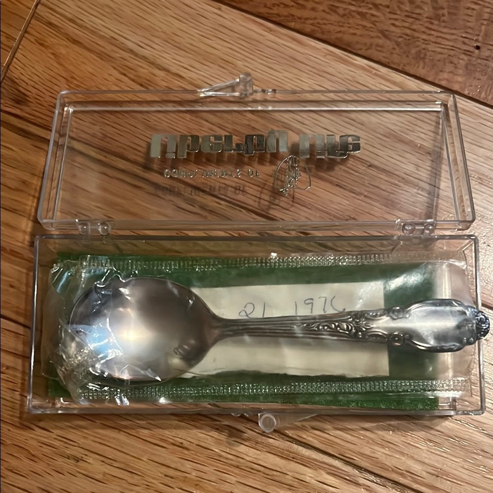 Oneida 1976 Silver plated Spoon liberty life case